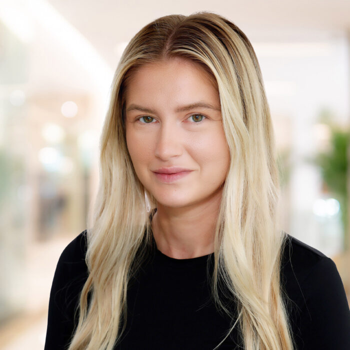 Image of Charis Scott